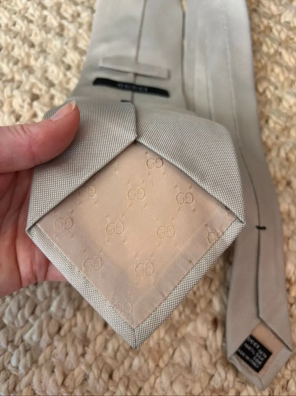 Gucci excellent from